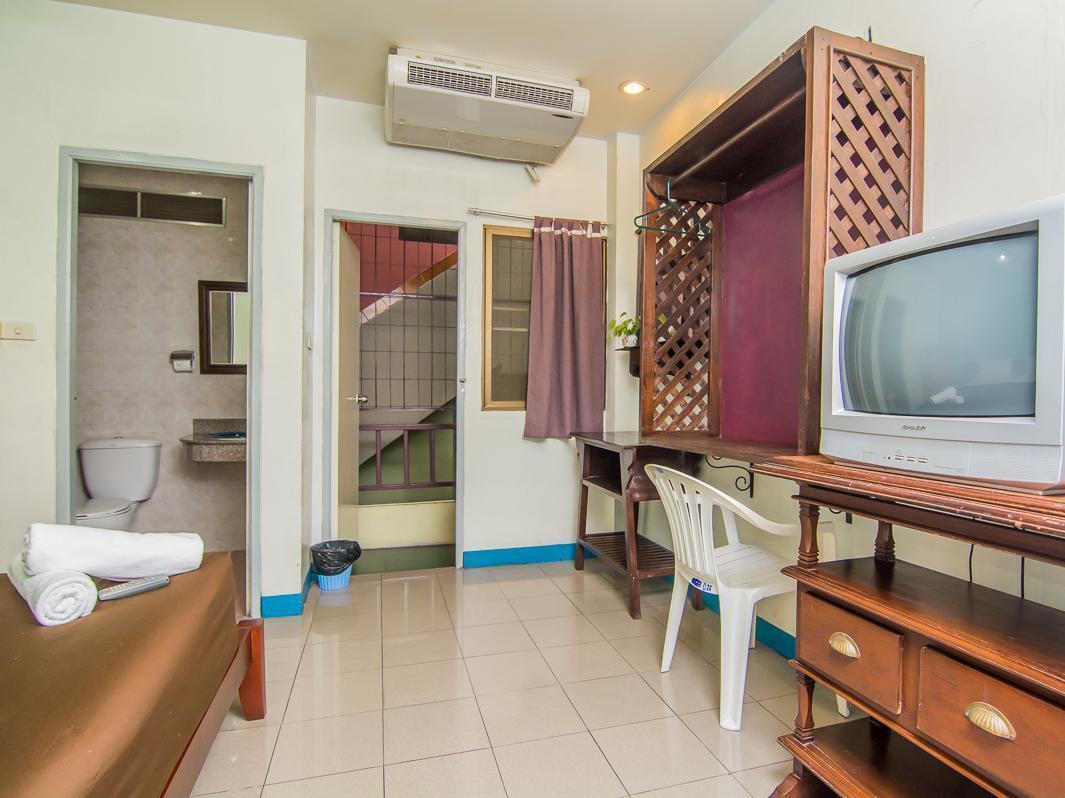 Sutus Court 3 Hotel Pattaya Exterior photo
